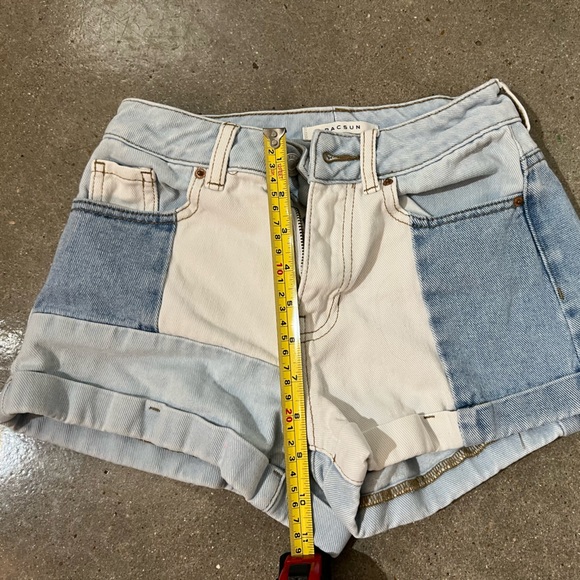Pacsun girls/teen/mom denim short. "Mom short 22" - Picture 7 of 10
